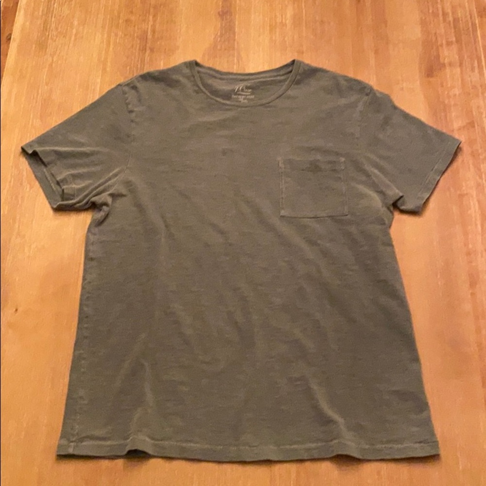 JCrew Garment Dyed pocket T-shirt size medium
